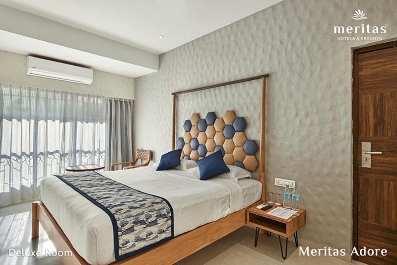Meritas Adore Resort Lonavala Esterno foto
